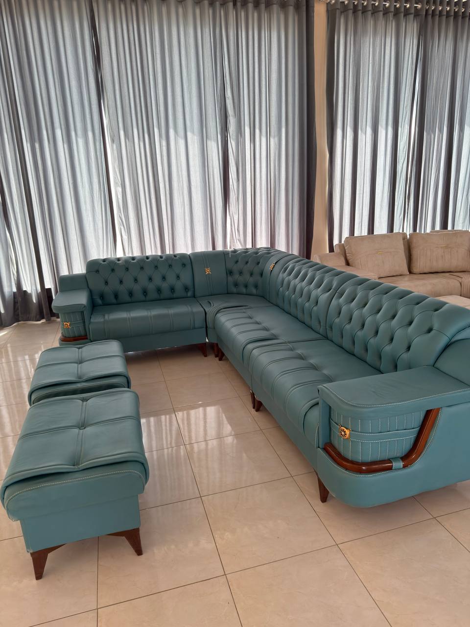 Ugolok Divan Elegant