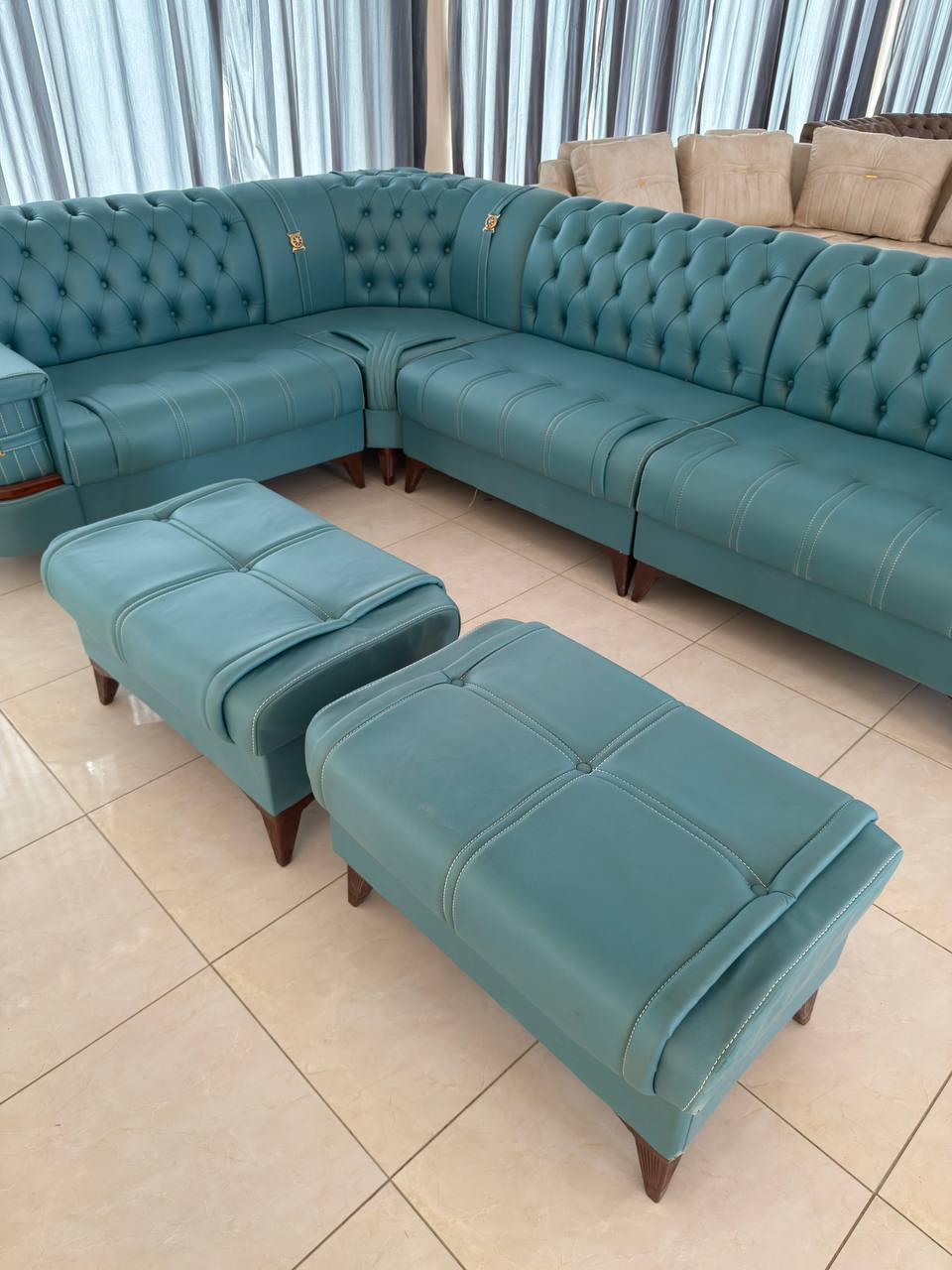 Ugolok Divan Elegant