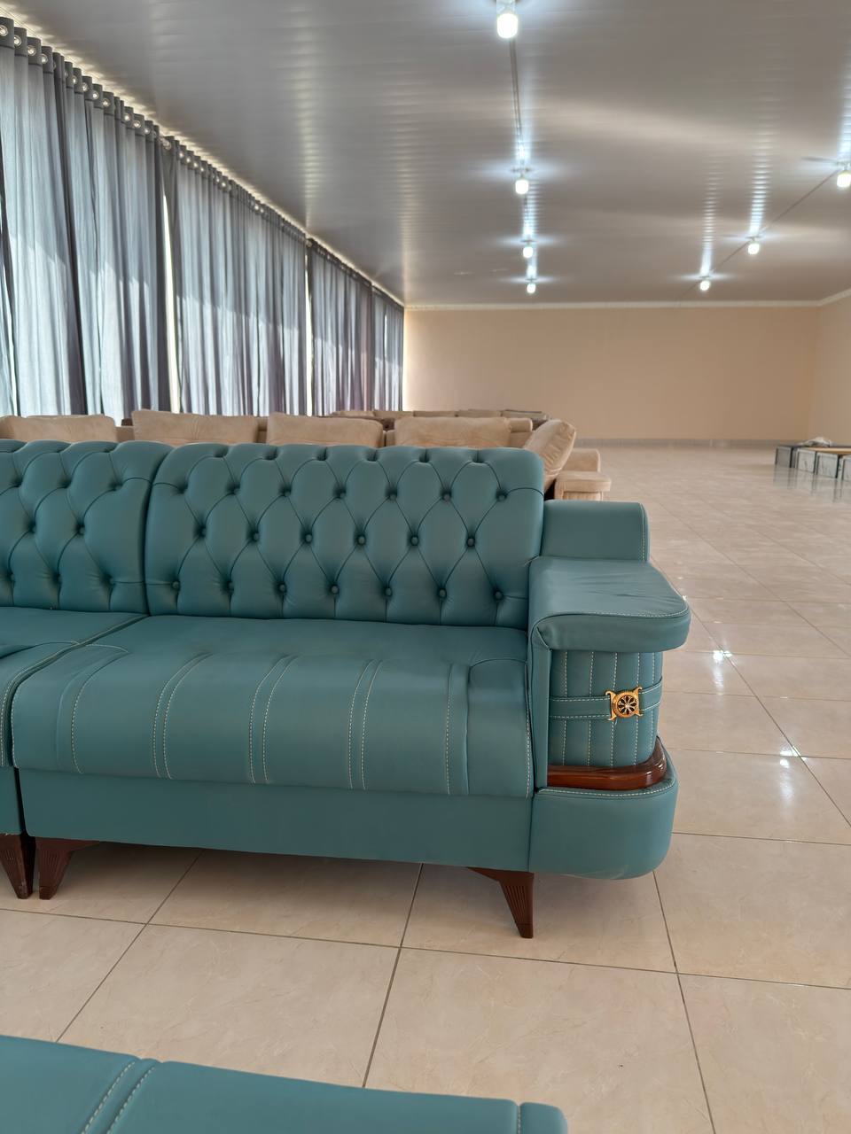 Ugolok Divan Elegant